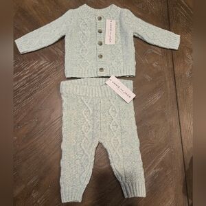 NWT Janie and Jack Cable Knit Outfit Size 0 to 3 Months